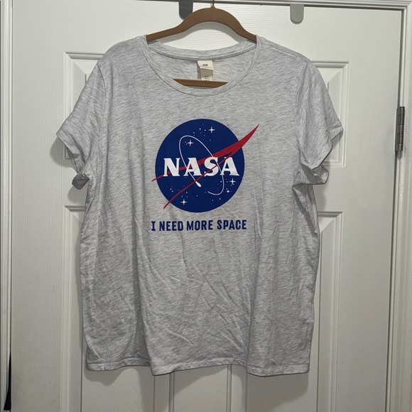 NASA “I Need More Space” Tee - Picture 4 of 6